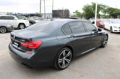 2018 BMW 750i   - Photo 5 - Dallas, TX 75220