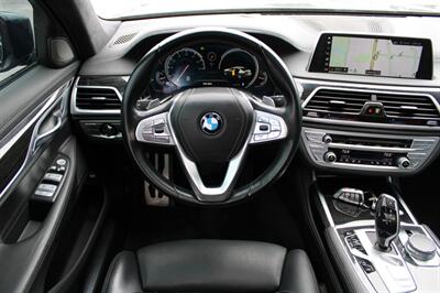 2018 BMW 750i   - Photo 37 - Dallas, TX 75220