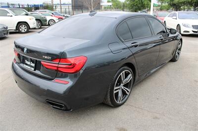 2018 BMW 750i   - Photo 53 - Dallas, TX 75220