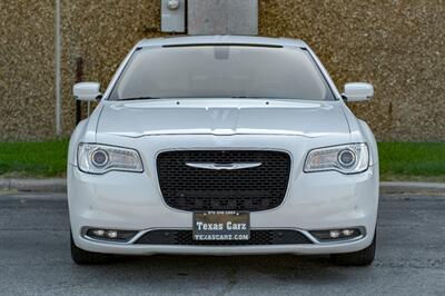 2016 Chrysler 300 Series Limited   - Photo 7 - Dallas, TX 75220