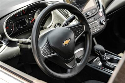 2025 Chevrolet Malibu LT 1LT   - Photo 13 - Dallas, TX 75220