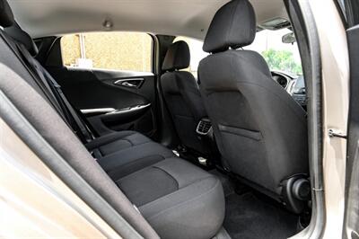 2025 Chevrolet Malibu LT 1LT   - Photo 32 - Dallas, TX 75220