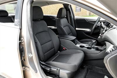 2025 Chevrolet Malibu LT 1LT   - Photo 30 - Dallas, TX 75220