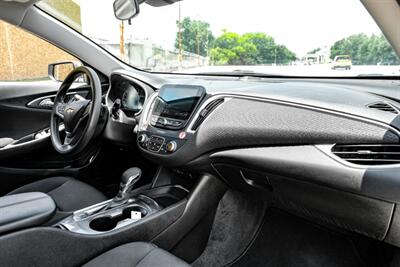 2025 Chevrolet Malibu LT 1LT   - Photo 10 - Dallas, TX 75220