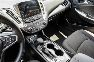 2025 Chevrolet Malibu LT 1LT   - Photo 21 - Dallas, TX 75220