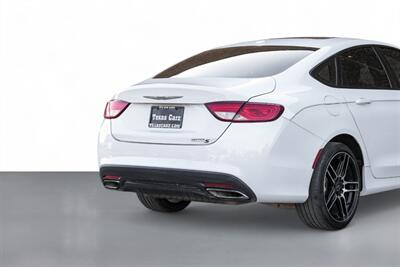 2015 Chrysler 200 S   - Photo 12 - Dallas, TX 75220