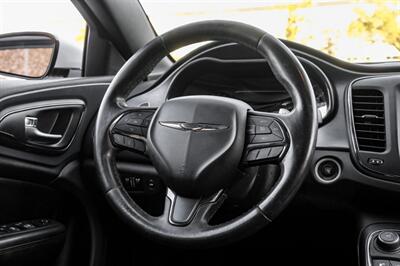 2015 Chrysler 200 S   - Photo 19 - Dallas, TX 75220