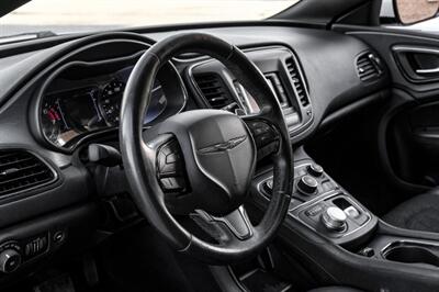 2015 Chrysler 200 S   - Photo 18 - Dallas, TX 75220