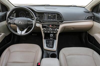 2020 Hyundai ELANTRA Limited   - Photo 13 - Dallas, TX 75220