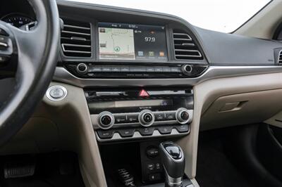 2020 Hyundai ELANTRA Limited   - Photo 24 - Dallas, TX 75220