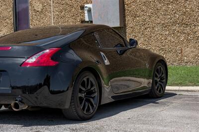 2017 Nissan 370Z   - Photo 12 - Dallas, TX 75220