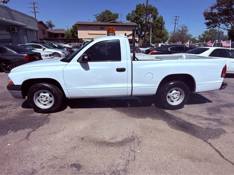 2001 Dodge Dakota - Photo 4 - Burbank, CA 91505