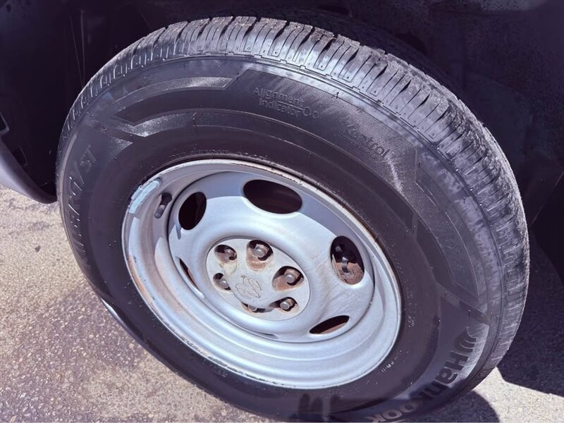 2001 Dodge Dakota - Photo 15 - Burbank, CA 91505