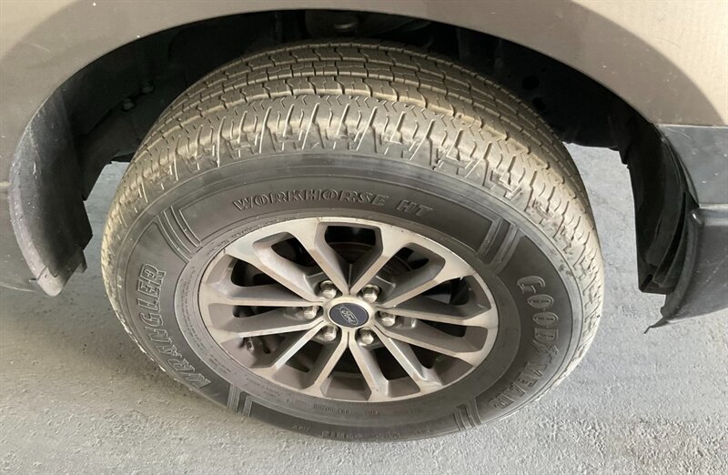 2020 Ford F-150 Police Responder - Photo 11 - Burbank, CA 91505