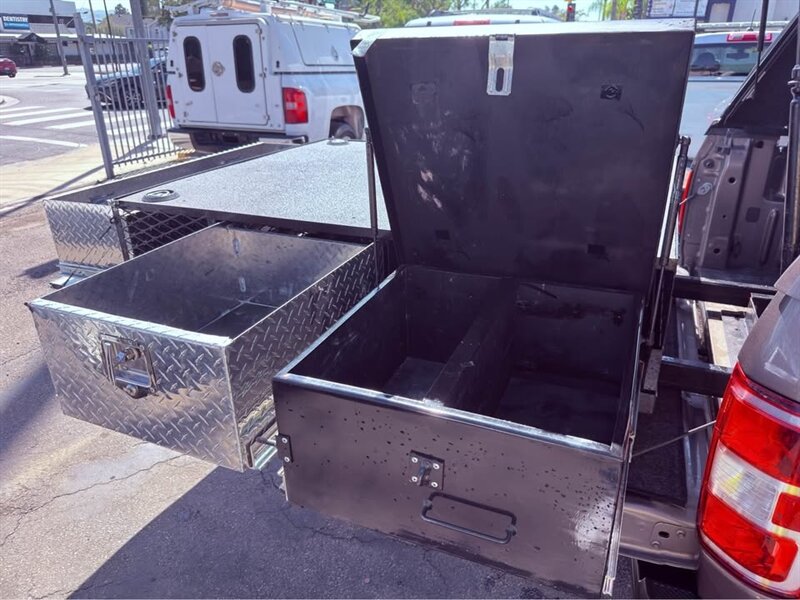 2020 Ford F-150 Police Responder - Photo 13 - Burbank, CA 91505