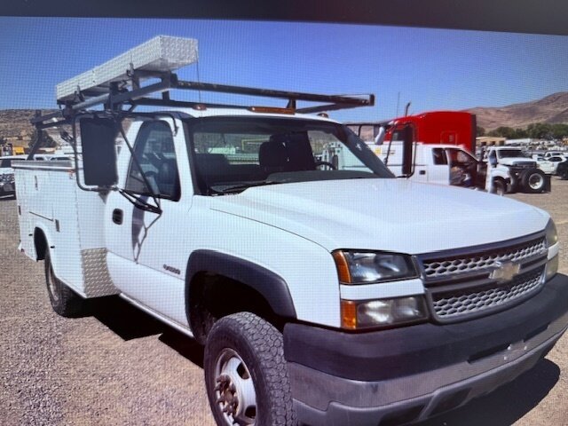 2005 Chevrolet SILVERADO 3500 - Photo 1 - Burbank, CA 91505