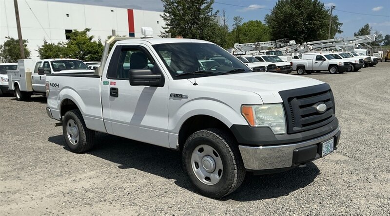 2009 Ford F-150 STX - Photo 2 - Burbank, CA 91505