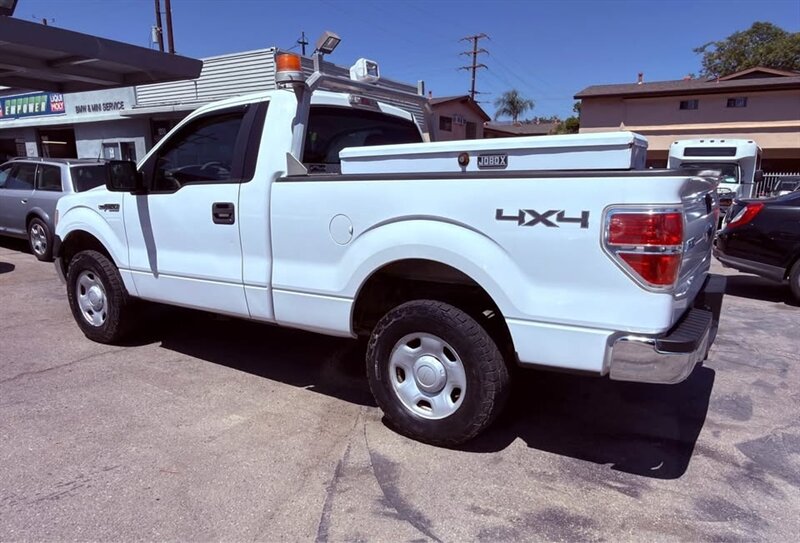 2009 Ford F-150 STX - Photo 5 - Burbank, CA 91505
