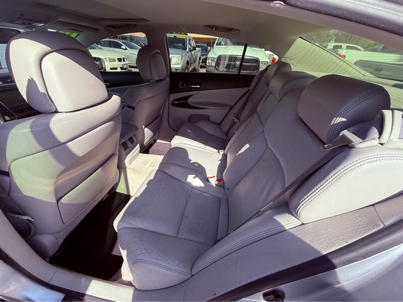 2010 Lexus GS 350 - Photo 15 - Burbank, CA 91505