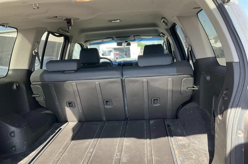 2005 Nissan Xterra S - Photo 10 - Burbank, CA 91505