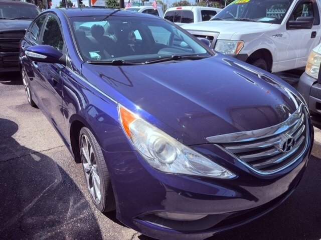 2014 Hyundai SONATA SE - Photo 2 - Burbank, CA 91505