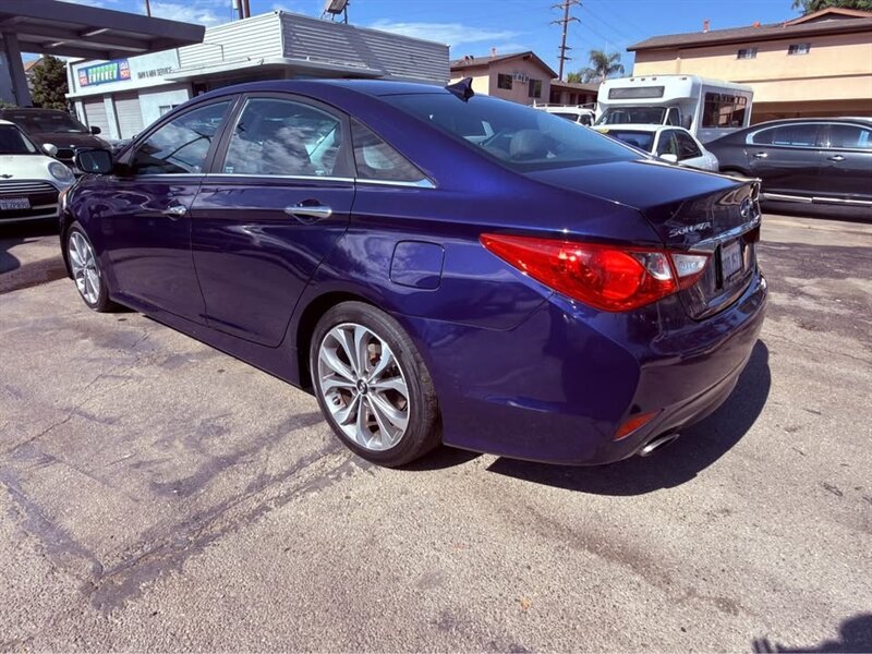 2014 Hyundai SONATA SE - Photo 5 - Burbank, CA 91505