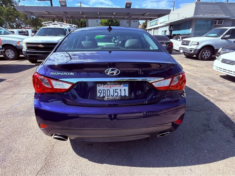2014 Hyundai SONATA SE - Photo 6 - Burbank, CA 91505