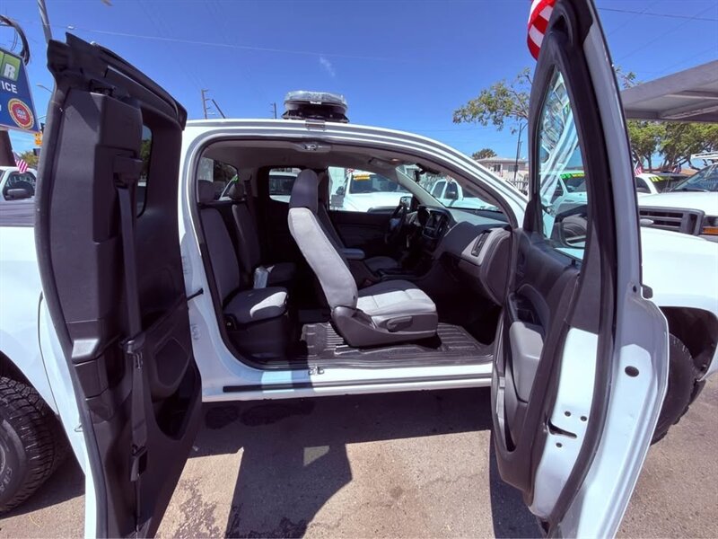2016 Chevrolet Colorado Work Truck - Photo 19 - Burbank, CA 91505