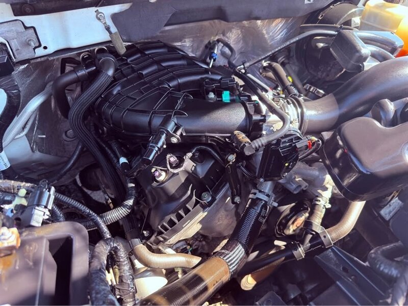 2013 Ford F-150 XL - Photo 17 - Burbank, CA 91505