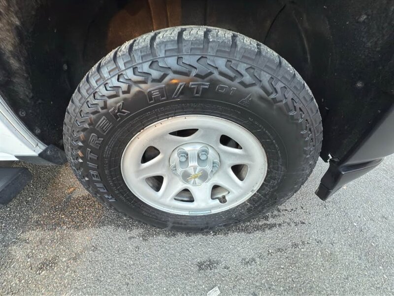 2017 Chevrolet Silverado 1500 Work Truck - Photo 12 - Burbank, CA 91505