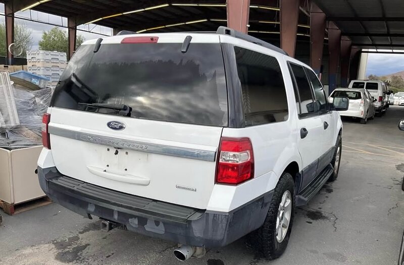 2017 Ford Expedition XL Fleet - Photo 3 - Burbank, CA 91505