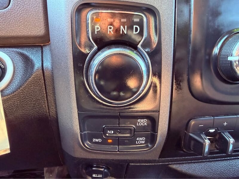 2019 RAM 1500 Classic Express - Photo 15 - Burbank, CA 91505