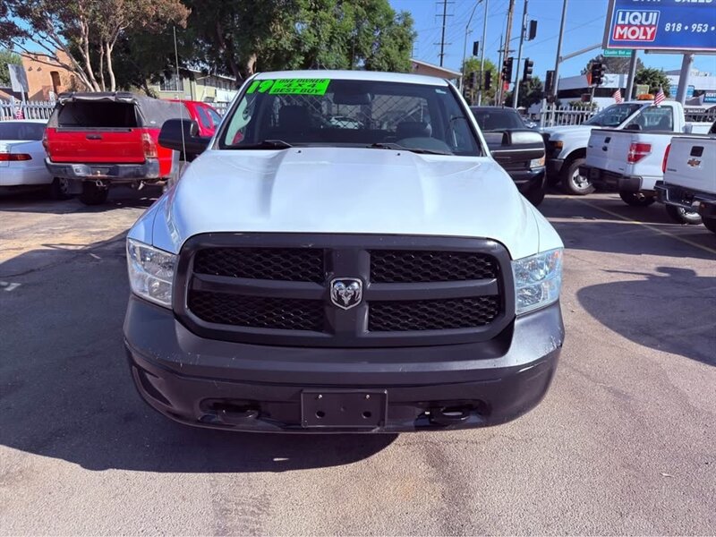 2019 RAM 1500 Classic Express - Photo 2 - Burbank, CA 91505