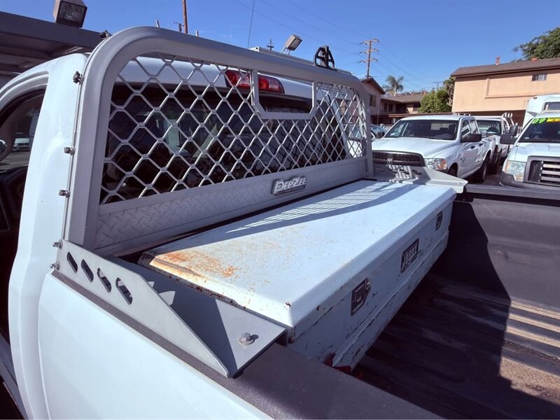 2019 RAM 1500 Classic Express - Photo 9 - Burbank, CA 91505