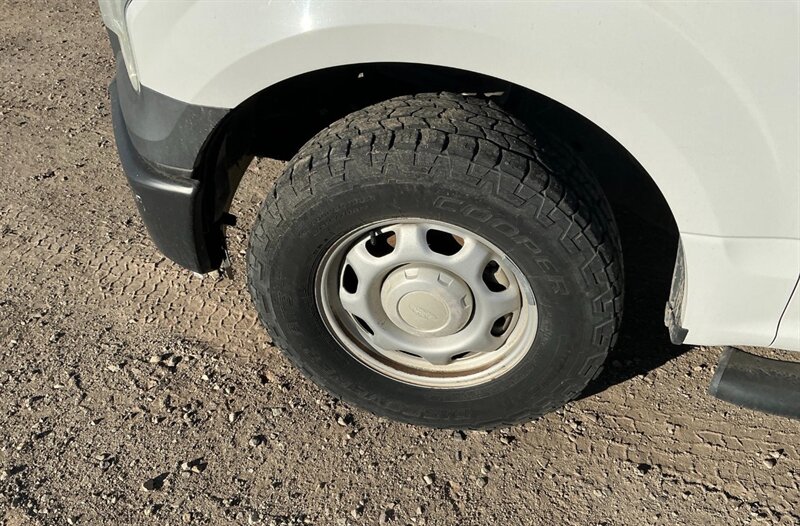 2015 Ford F-150 XL - Photo 14 - Burbank, CA 91505