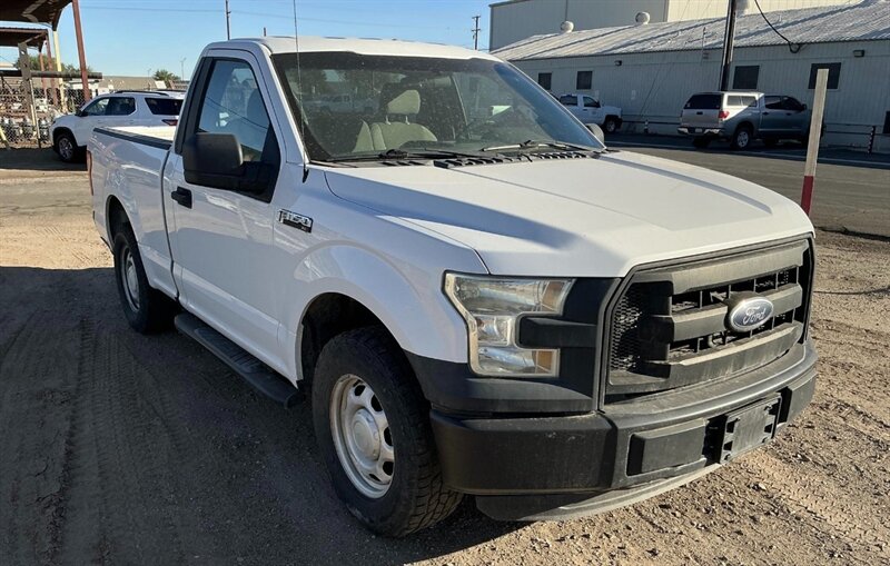 2015 Ford F-150 XL - Photo 2 - Burbank, CA 91505