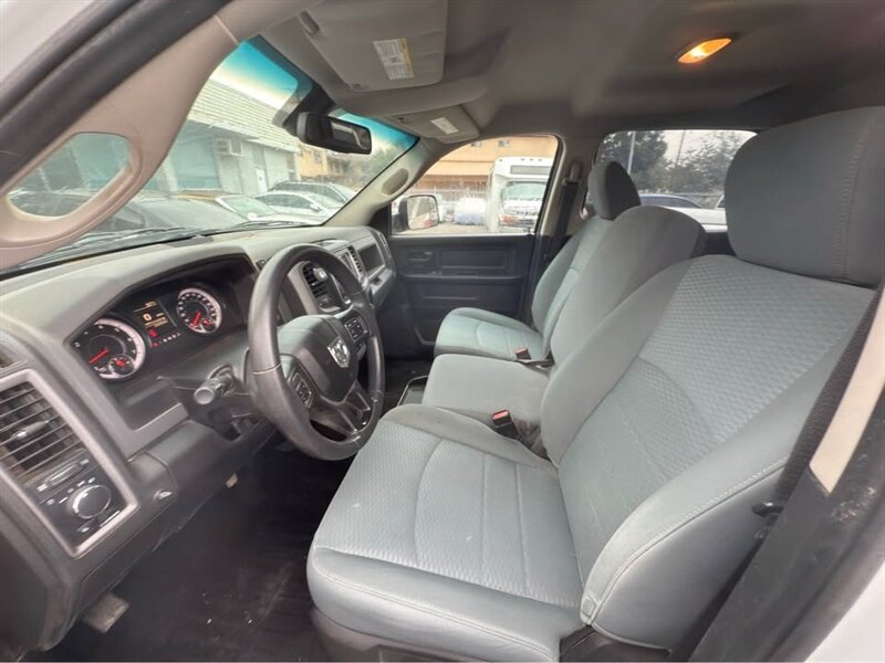 2019 RAM 1500 Classic Tradesman - Photo 11 - Burbank, CA 91505