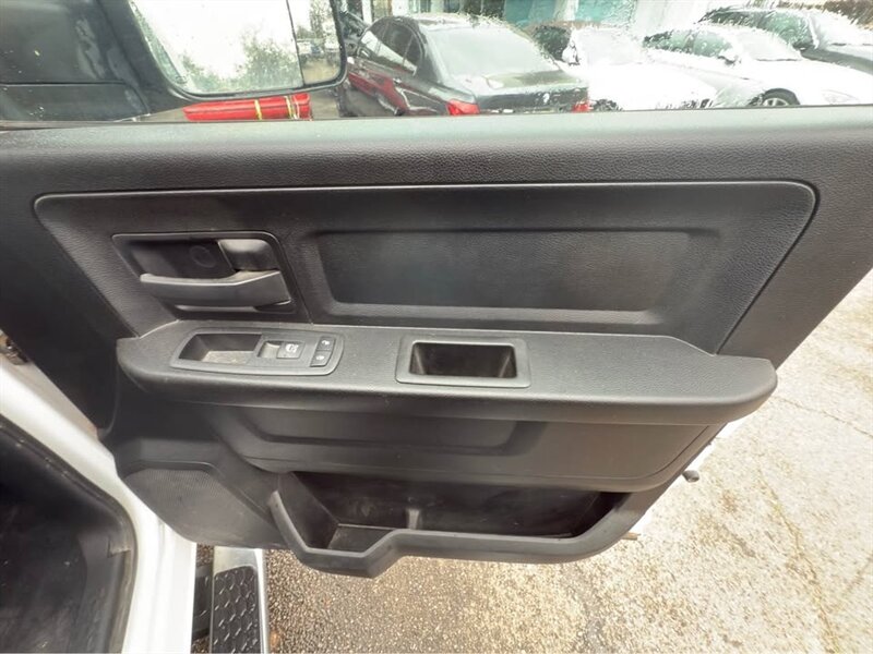 2019 RAM 1500 Classic Tradesman - Photo 16 - Burbank, CA 91505