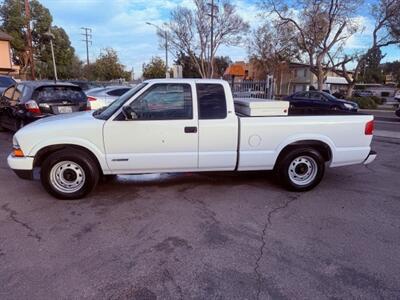 2003 Chevrolet S-10   - Photo 2 - Burbank, CA 91505