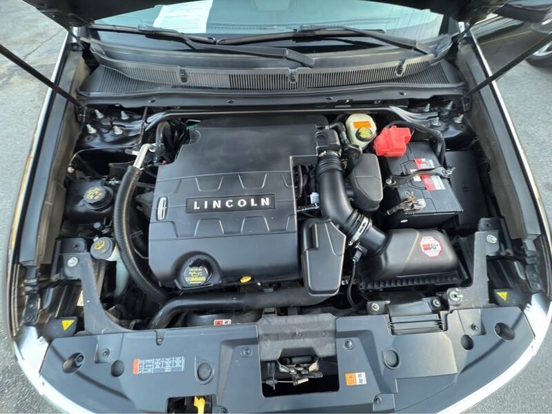 2013 Lincoln MKS - Photo 15 - Burbank, CA 91505