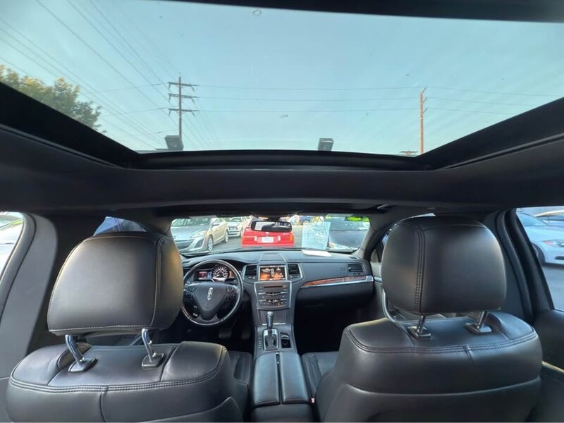 2013 Lincoln MKS - Photo 13 - Burbank, CA 91505