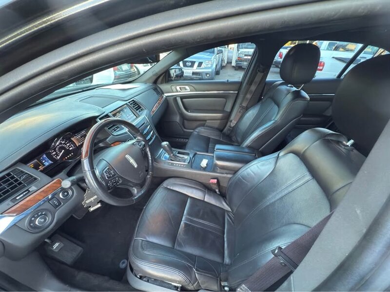 2013 Lincoln MKS - Photo 9 - Burbank, CA 91505