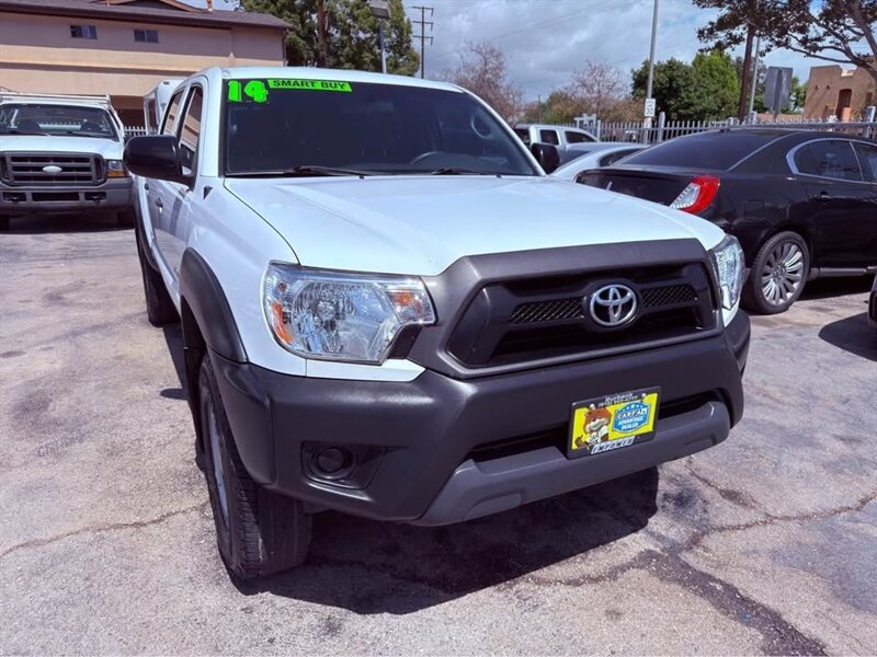 2014 Toyota Tacoma PreRunner Double Cab V6 AT's photo