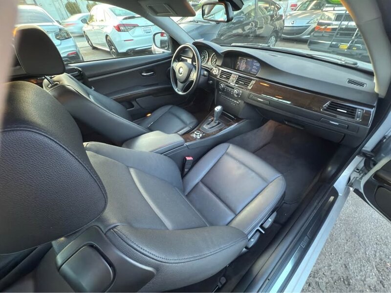 2012 BMW 3 Series 328i - Photo 14 - Burbank, CA 91505