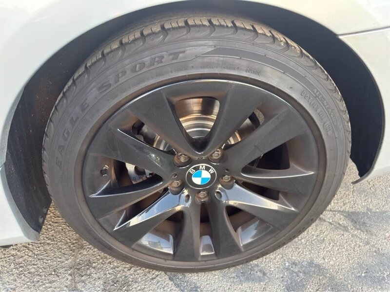 2012 BMW 3 Series 328i - Photo 16 - Burbank, CA 91505