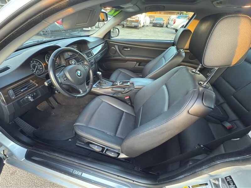 2012 BMW 3 Series 328i - Photo 10 - Burbank, CA 91505