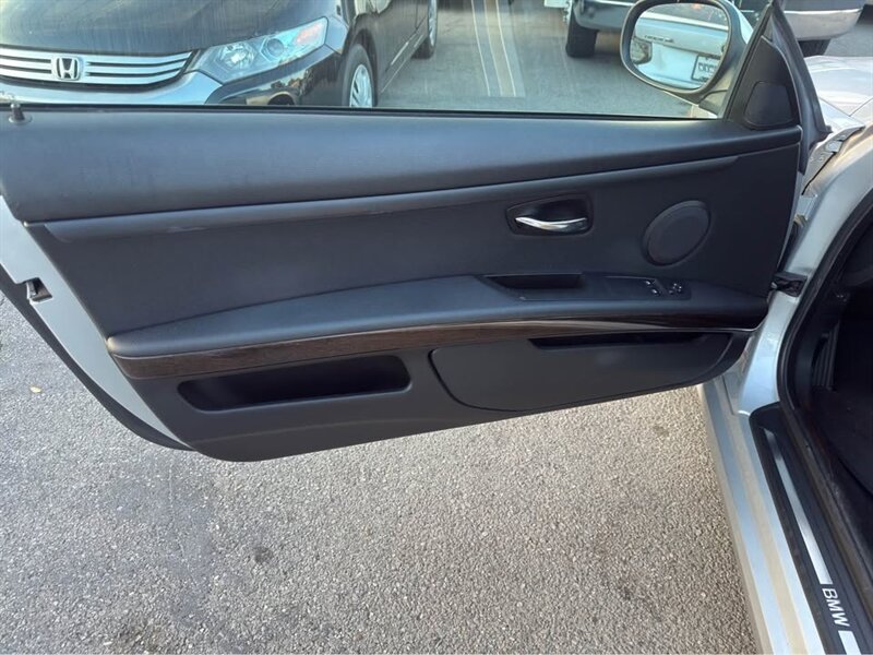 2012 BMW 3 Series 328i - Photo 9 - Burbank, CA 91505