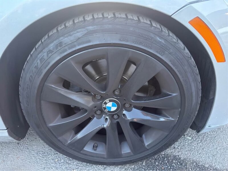 2012 BMW 3 Series 328i - Photo 19 - Burbank, CA 91505