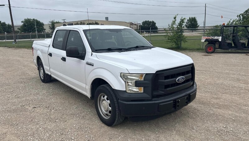 2016 Ford F-150 XL - Photo 2 - Burbank, CA 91505