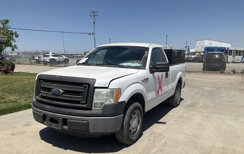 2014 Ford F-150 XL - Photo 2 - Burbank, CA 91505